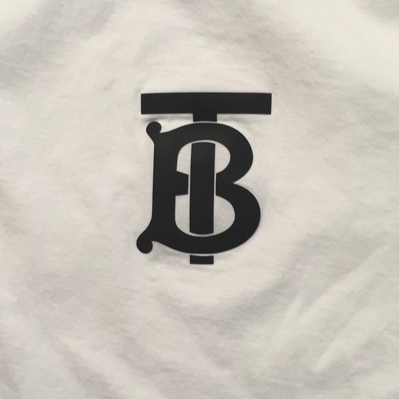 Burberry T shirt - Picture 2 of 5